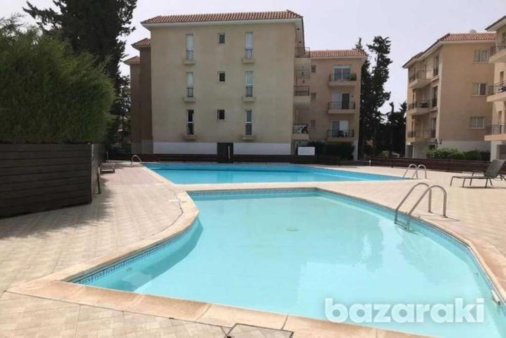 Kato Paphos Apartment In Universal Area Bagian luar foto