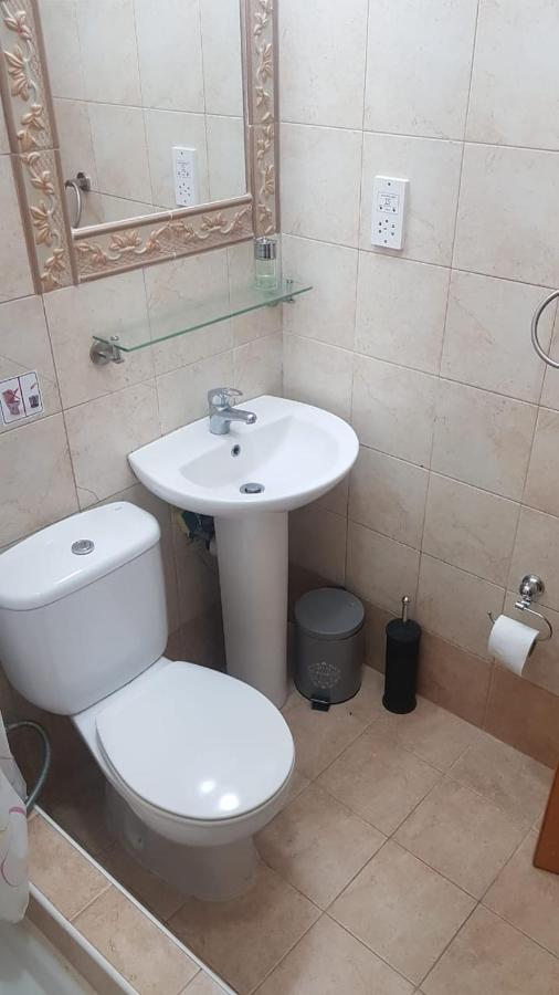 Kato Paphos Apartment In Universal Area Bagian luar foto